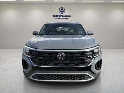 2026 Volkswagen Atlas Cross Sport 2.0T SE w/Technology and Panoramic Sunroof Package