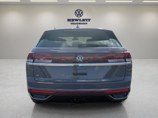 2026 Volkswagen Atlas Cross Sport 2.0T SE w/Technology and Panoramic Sunroof Package