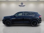 2026 Volkswagen Atlas Cross Sport 2.0T SE w/Technology and Panoramic Sunroof Package
