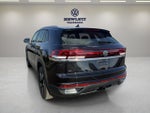 2026 Volkswagen Atlas Cross Sport 2.0T SE w/Technology and Panoramic Sunroof Package