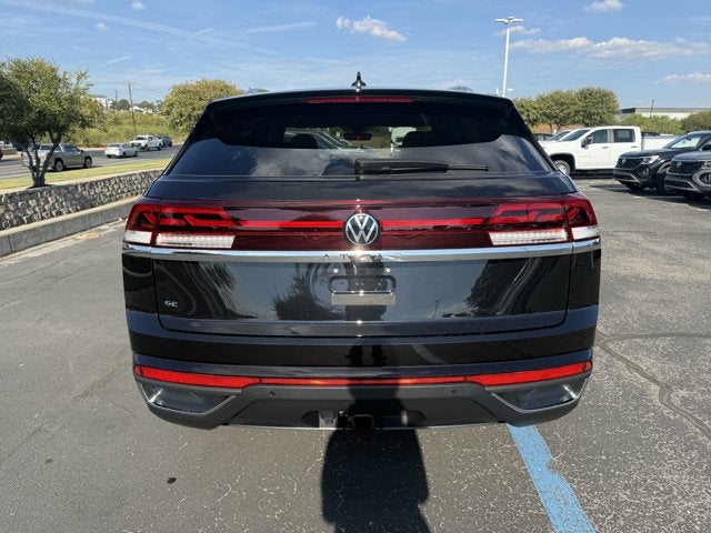 2026 Volkswagen Atlas Cross Sport 2.0T SE w/Technology and Panoramic Sunroof Package
