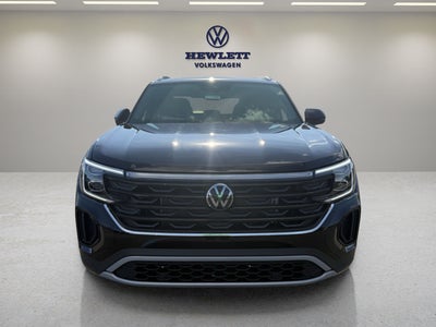 2026 Volkswagen Atlas Cross Sport 2.0T SE w/Technology and Panoramic Sunroof Package