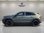 2026 Volkswagen Atlas Cross Sport 2.0T SE w/Technology and Panoramic Sunroof Package