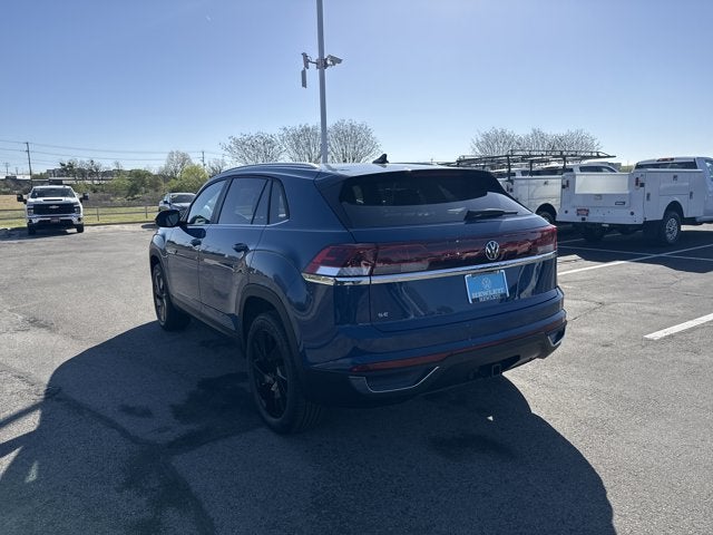2026 Volkswagen Atlas Cross Sport 2.0T SE w/Technology and Panoramic Sunroof Package