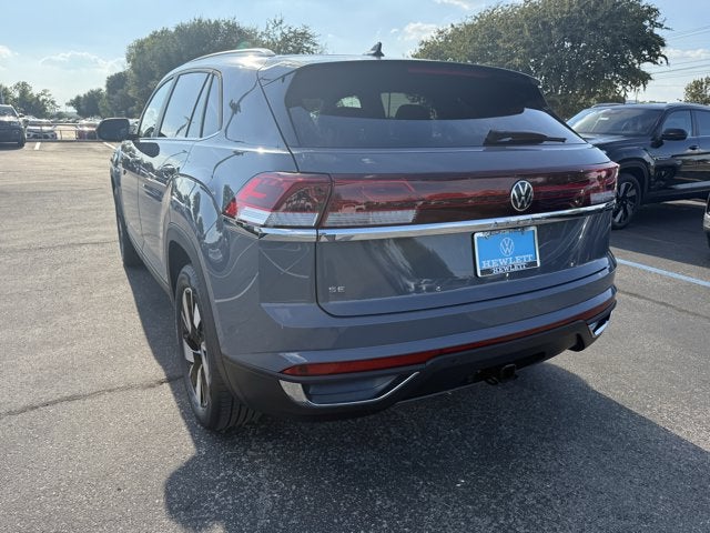 2026 Volkswagen Atlas Cross Sport 2.0T SE w/Technology and Panoramic Sunroof Package
