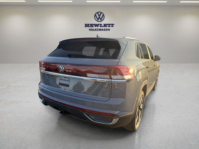 2026 Volkswagen Atlas Cross Sport 2.0T SE w/Technology and Panoramic Sunroof Package
