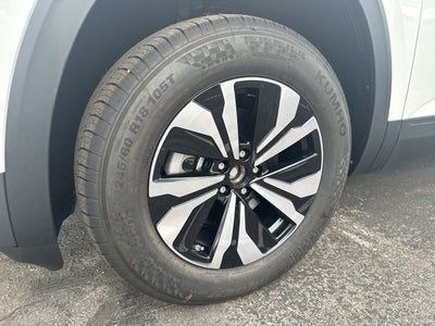 2026 Volkswagen Atlas Cross Sport 2.0T SE w/Technology and Panoramic Sunroof Package