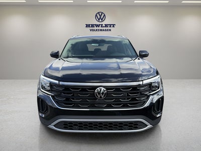 2026 Volkswagen Atlas Cross Sport 2.0T SE w/Technology and Panoramic Sunroof Package