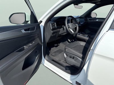 2026 Volkswagen Atlas Cross Sport 2.0T SE w/Technology and Panoramic Sunroof Package