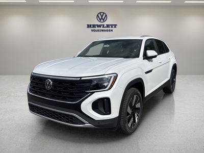 2026 Volkswagen Atlas Cross Sport 2.0T SE w/Technology and Panoramic Sunroof Package