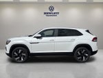 2026 Volkswagen Atlas Cross Sport 2.0T SE w/Technology and Panoramic Sunroof Package