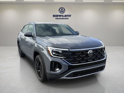 2026 Volkswagen Atlas Cross Sport 2.0T SE w/Technology and Panoramic Sunroof Package