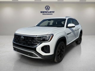 2026 Volkswagen Atlas Cross Sport 2.0T SE w/Technology and Panoramic Sunroof Package