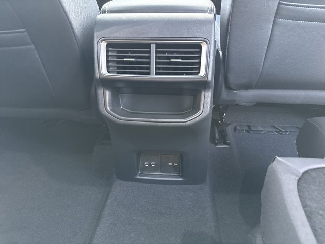 2026 Volkswagen Atlas Cross Sport 2.0T SE w/Technology and Panoramic Sunroof Package