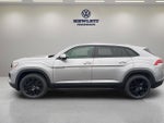 2026 Volkswagen Atlas Cross Sport 2.0T SE w/Technology and Panoramic Sunroof Package