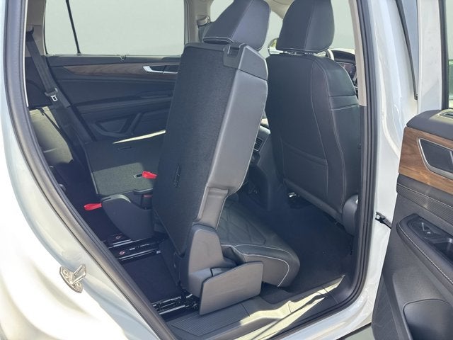 2026 Volkswagen Atlas 2.0T SE w/Technology and Panoramic Sunroof Package