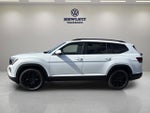 2026 Volkswagen Atlas 2.0T SE w/Technology and Panoramic Sunroof Package