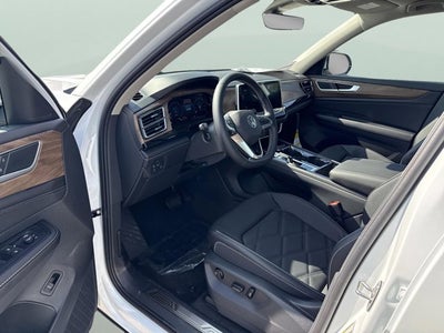 2026 Volkswagen Atlas 2.0T SE w/Technology and Panoramic Sunroof Package