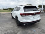 2026 Volkswagen Atlas 2.0T SE w/Technology and Panoramic Sunroof Package