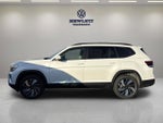 2026 Volkswagen Atlas 2.0T SE w/Technology and Panoramic Sunroof Package