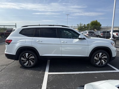2026 Volkswagen Atlas 2.0T SE w/Technology and Panoramic Sunroof Package