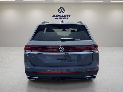 2026 Volkswagen Atlas 2.0T SE w/Technology with Captain's Chairs and Panoramic Sunroof Package