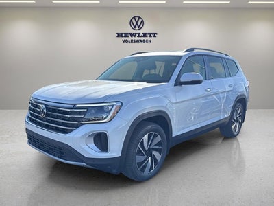 2026 Volkswagen Atlas 2.0T SE w/Technology and Panoramic Sunroof Package