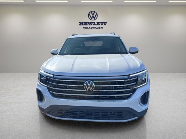2026 Volkswagen Atlas 2.0T SE w/Technology and Panoramic Sunroof Package