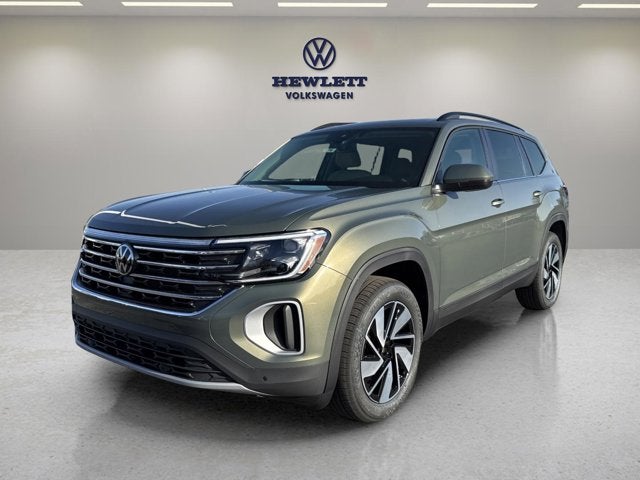 2026 Volkswagen Atlas 2.0T SE w/Technology and Panoramic Sunroof Package