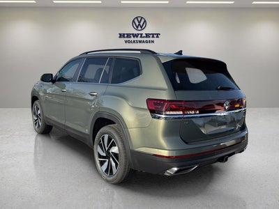 2026 Volkswagen Atlas 2.0T SE w/Technology and Panoramic Sunroof Package