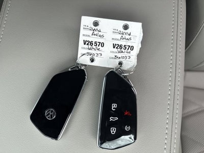 2026 Volkswagen Atlas 2.0T SE w/Technology with Captain's Chairs and Panoramic Sunroof Package