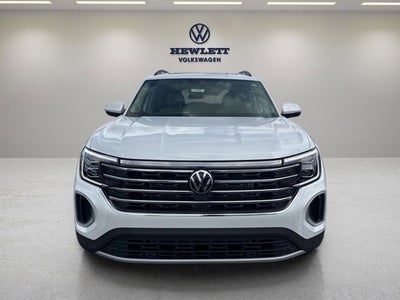 2026 Volkswagen Atlas 2.0T SE w/Technology with Captain's Chairs and Panoramic Sunroof Package
