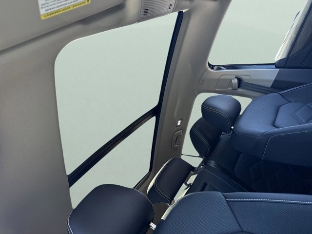 2026 Volkswagen Atlas 2.0T SE w/Technology and Panoramic Sunroof Package