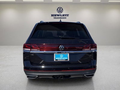 2026 Volkswagen Atlas 2.0T SE w/Technology and Panoramic Sunroof Package