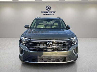 2026 Volkswagen Atlas 2.0T SE w/Technology and Panoramic Sunroof Package