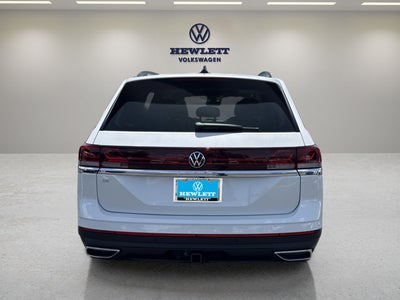2026 Volkswagen Atlas 2.0T SE w/Technology and Panoramic Sunroof Package