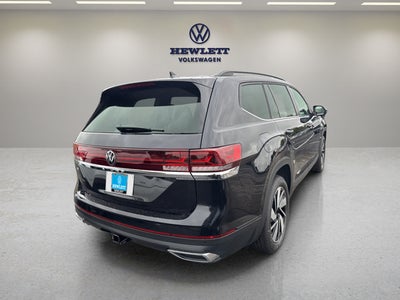 2026 Volkswagen Atlas 2.0T SE w/Technology and Panoramic Sunroof Package