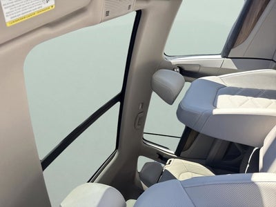 2026 Volkswagen Atlas 2.0T SE w/Technology and Panoramic Sunroof Package