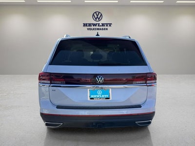 2026 Volkswagen Atlas 2.0T SE w/Technology and Panoramic Sunroof Package