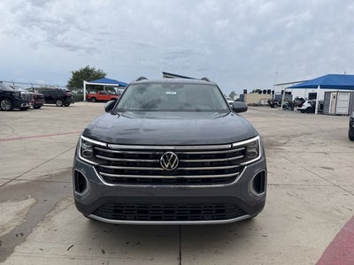 2026 Volkswagen Atlas 2.0T SE w/Technology with Captain's Chairs and Panoramic Sunroof Package