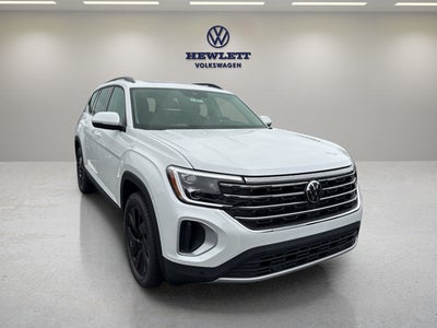 2026 Volkswagen Atlas 2.0T SE w/Technology with Captain's Chairs and Panoramic Sunroof Package