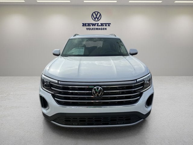 2026 Volkswagen Atlas 2.0T SE w/Technology and Panoramic Sunroof Package