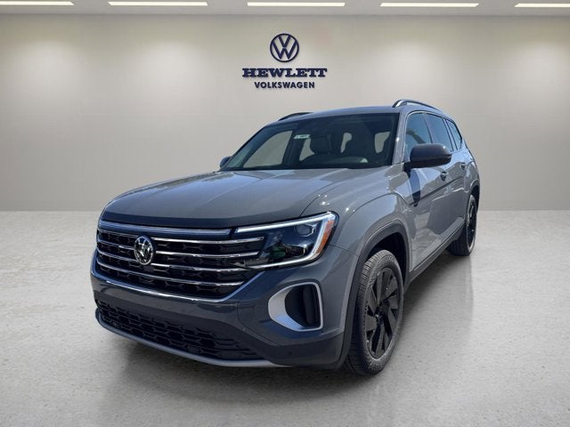 2026 Volkswagen Atlas 2.0T SE w/Technology with Captain's Chairs and Panoramic Sunroof Package