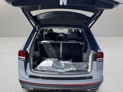 2026 Volkswagen Atlas 2.0T SE w/Technology with Captain's Chairs and Panoramic Sunroof Package