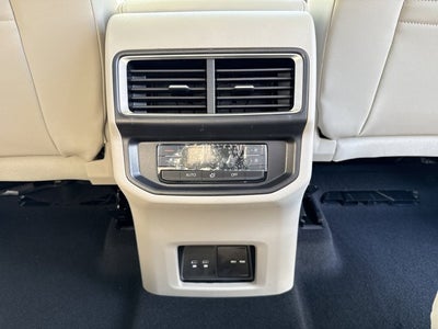 2026 Volkswagen Atlas 2.0T SE w/Technology and Panoramic Sunroof Package