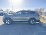 2026 Volkswagen Atlas 2.0T SE w/Technology and Panoramic Sunroof Package