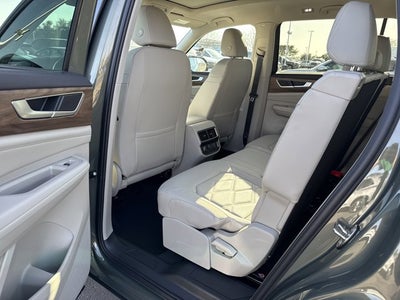 2026 Volkswagen Atlas 2.0T SE w/Technology and Panoramic Sunroof Package