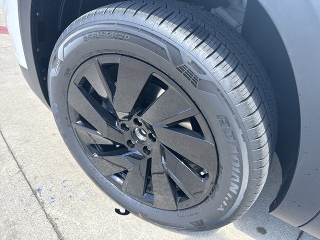 2026 Volkswagen Atlas 2.0T SE w/Technology and Panoramic Sunroof Package