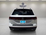 2026 Volkswagen Atlas 2.0T SE w/Technology and Panoramic Sunroof Package
