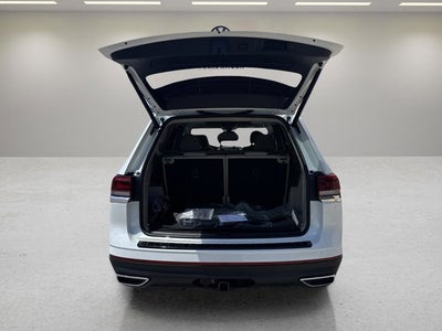 2026 Volkswagen Atlas 2.0T SE w/Technology and Panoramic Sunroof Package